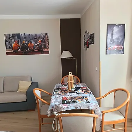 Alma713 Apartman